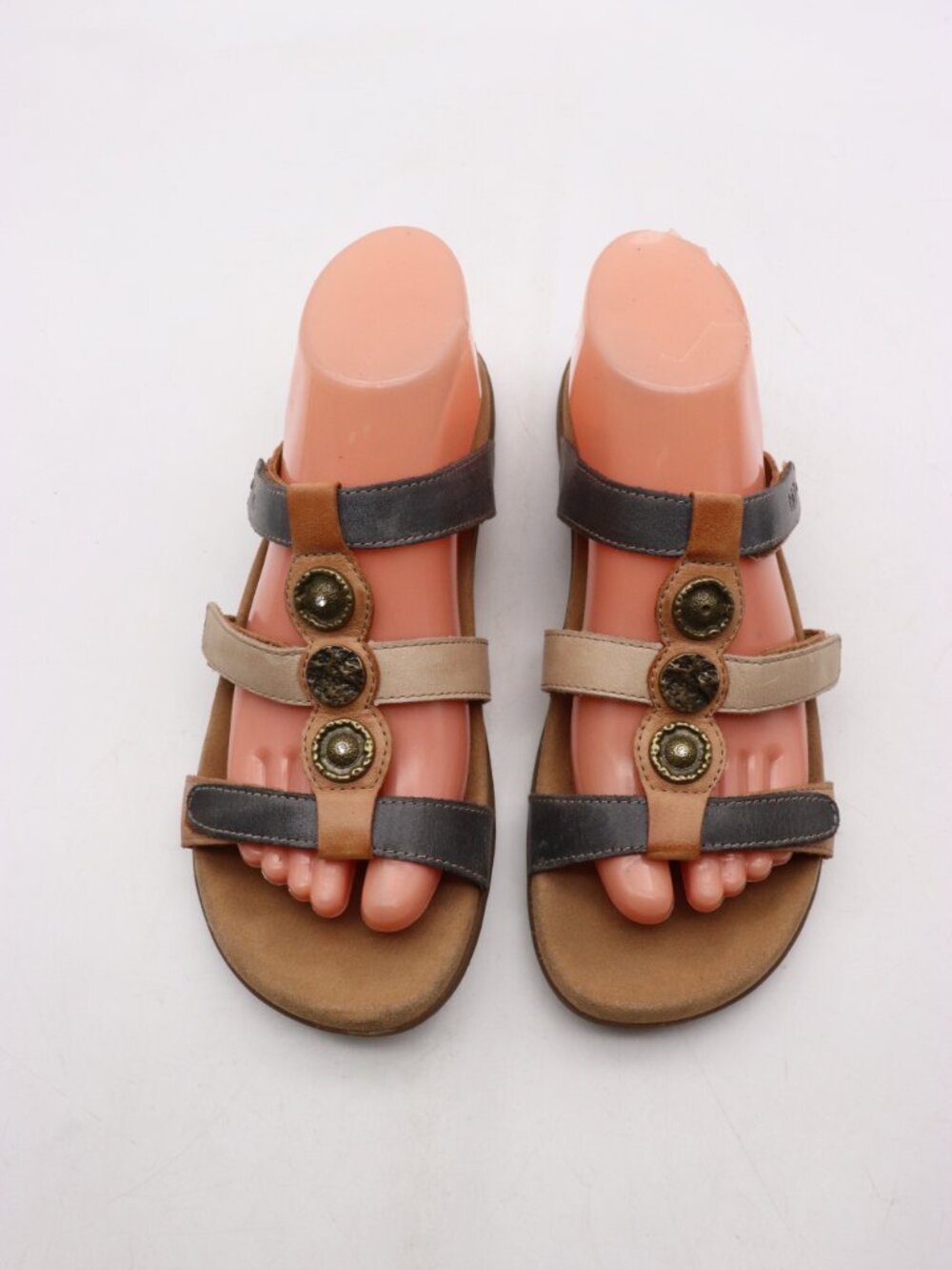 Taos Footwear Prize 4 Medallion Sandals Women's Size 9 Multi-Color Comfort Slide